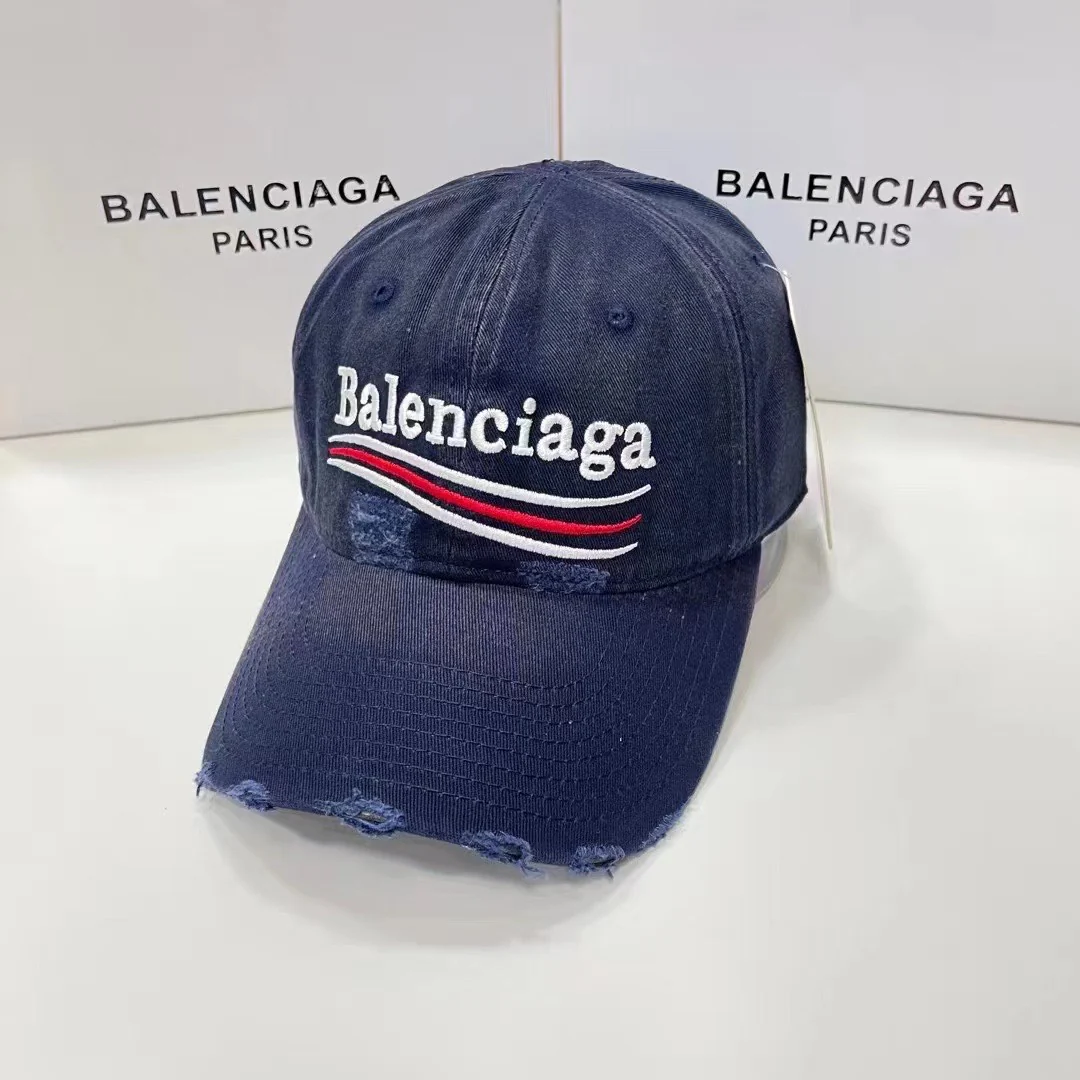 Balenciaga - Новая ретро-бейсболка 2022 года