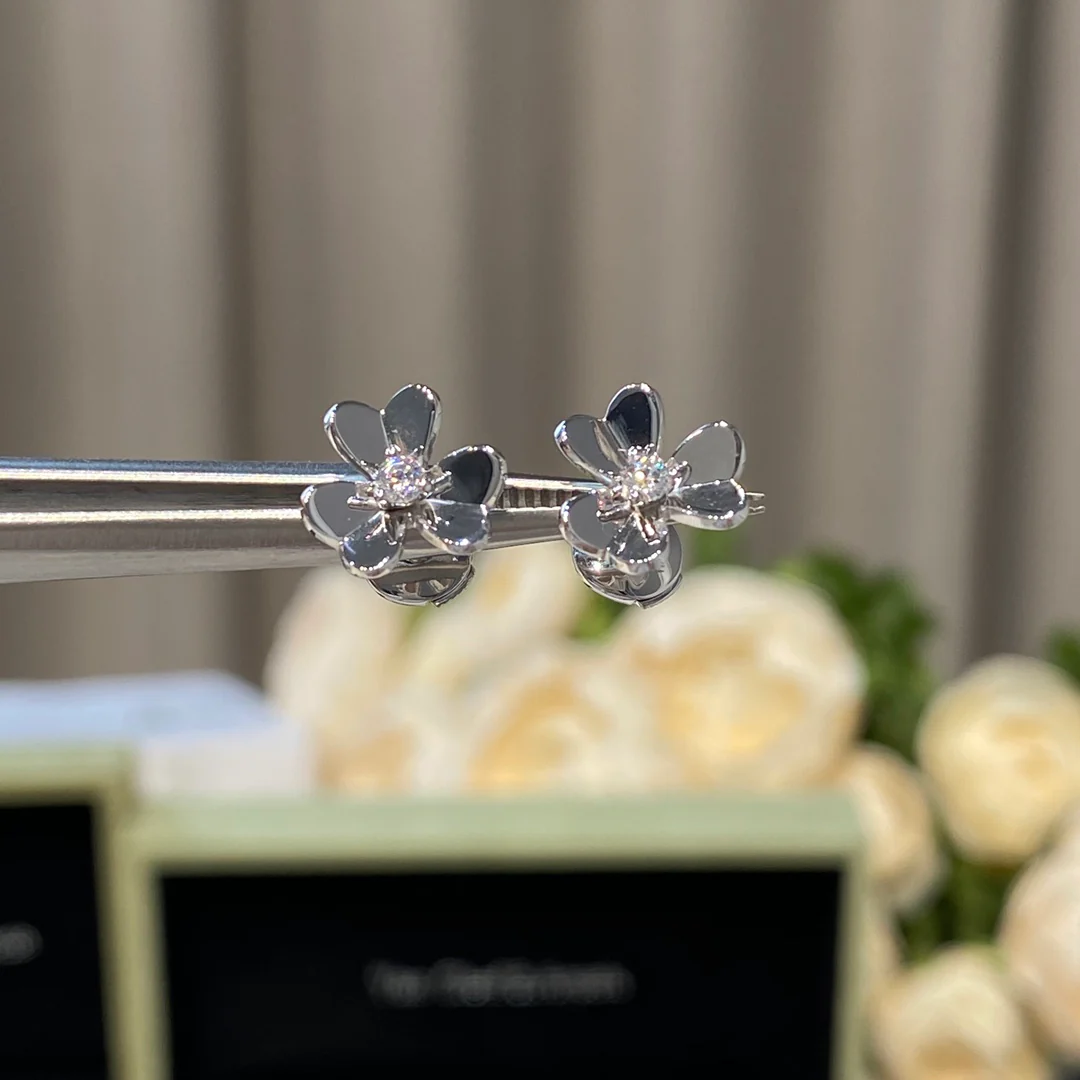 Серьги VCA, колье, браслет