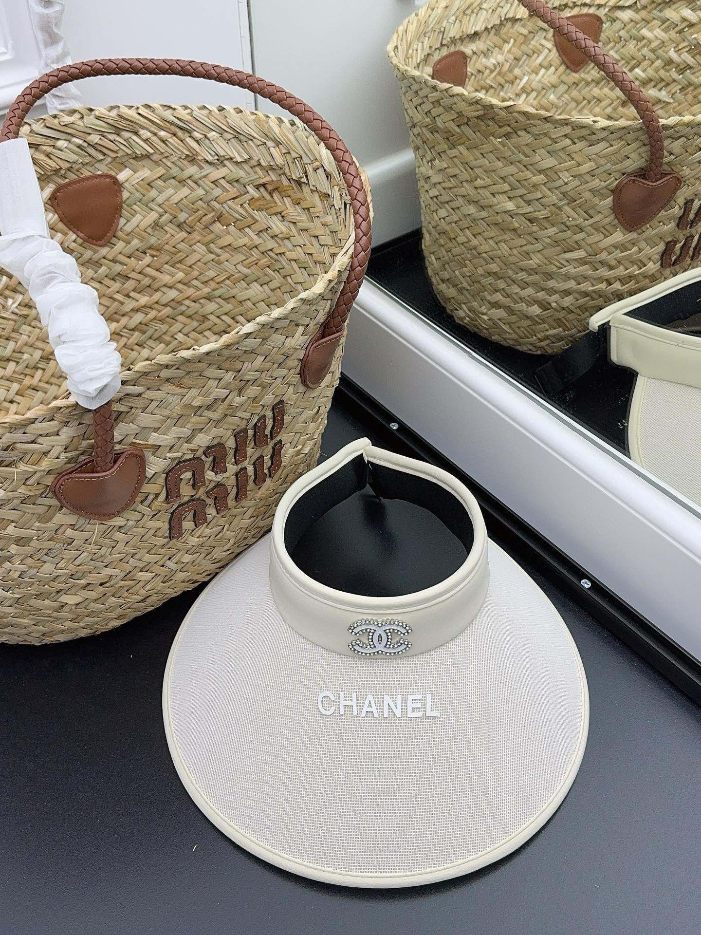 Chanel - Новая минималистичная и универсальная шляпа от солнца