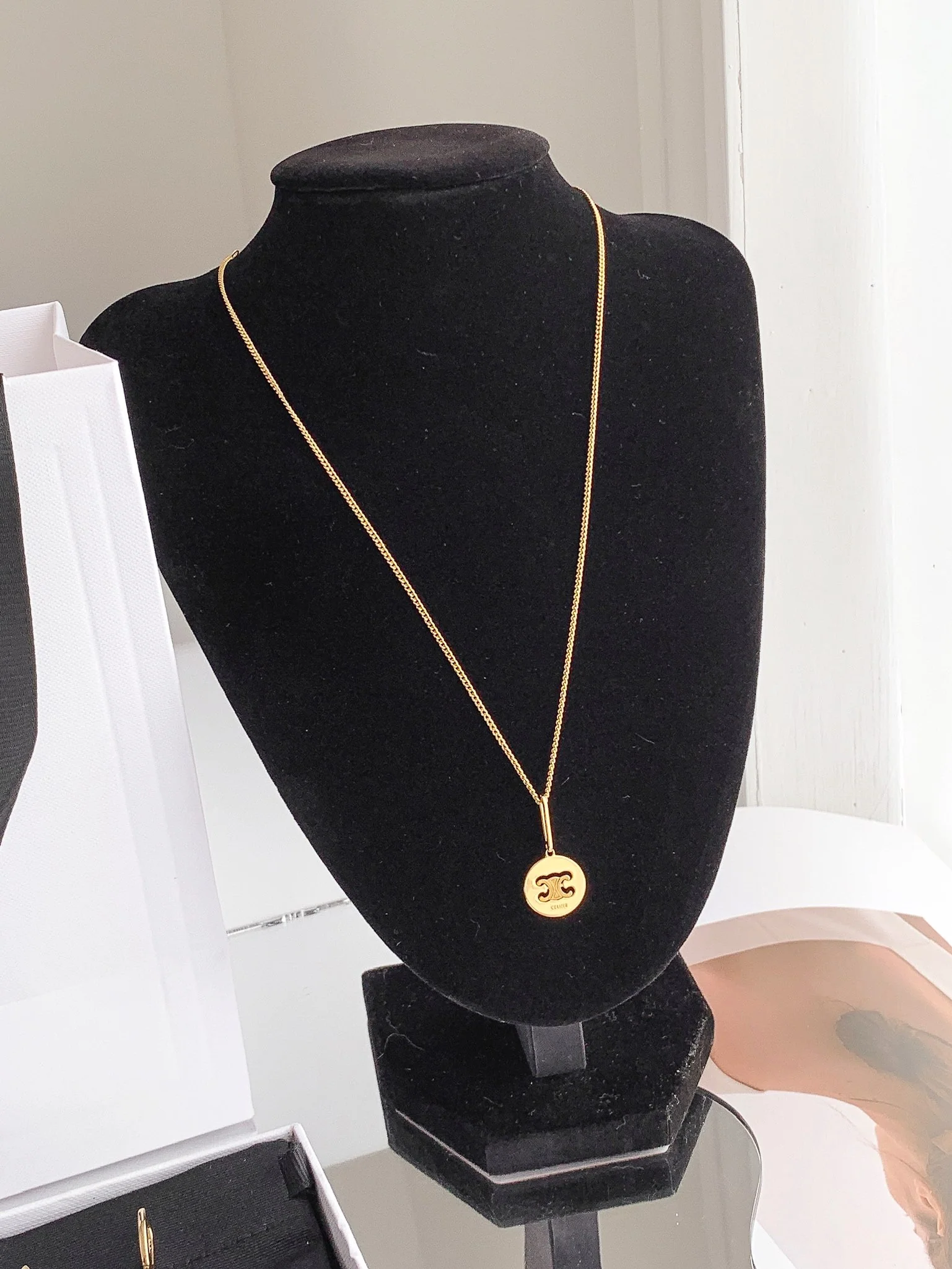 Celine - Колье 015