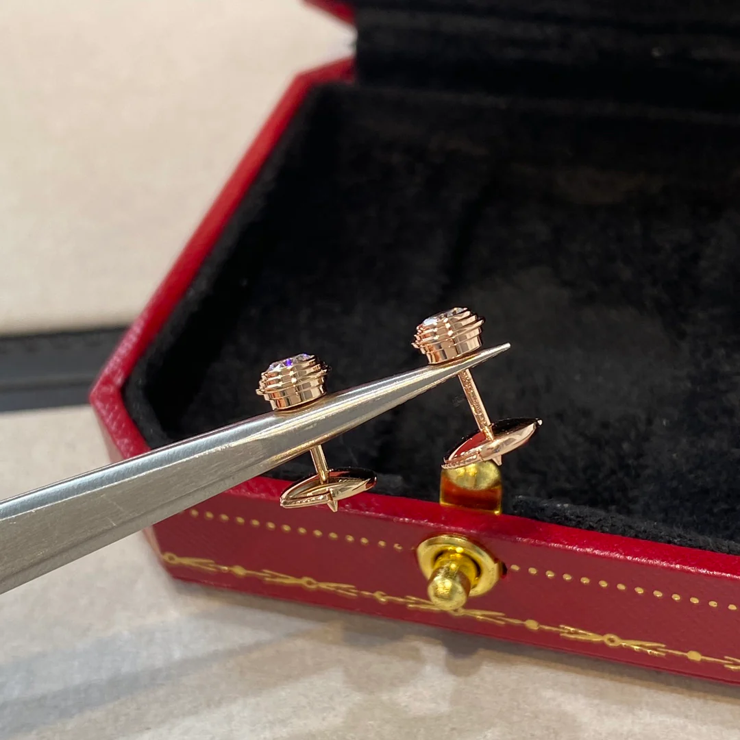 Серьги Cartier 017