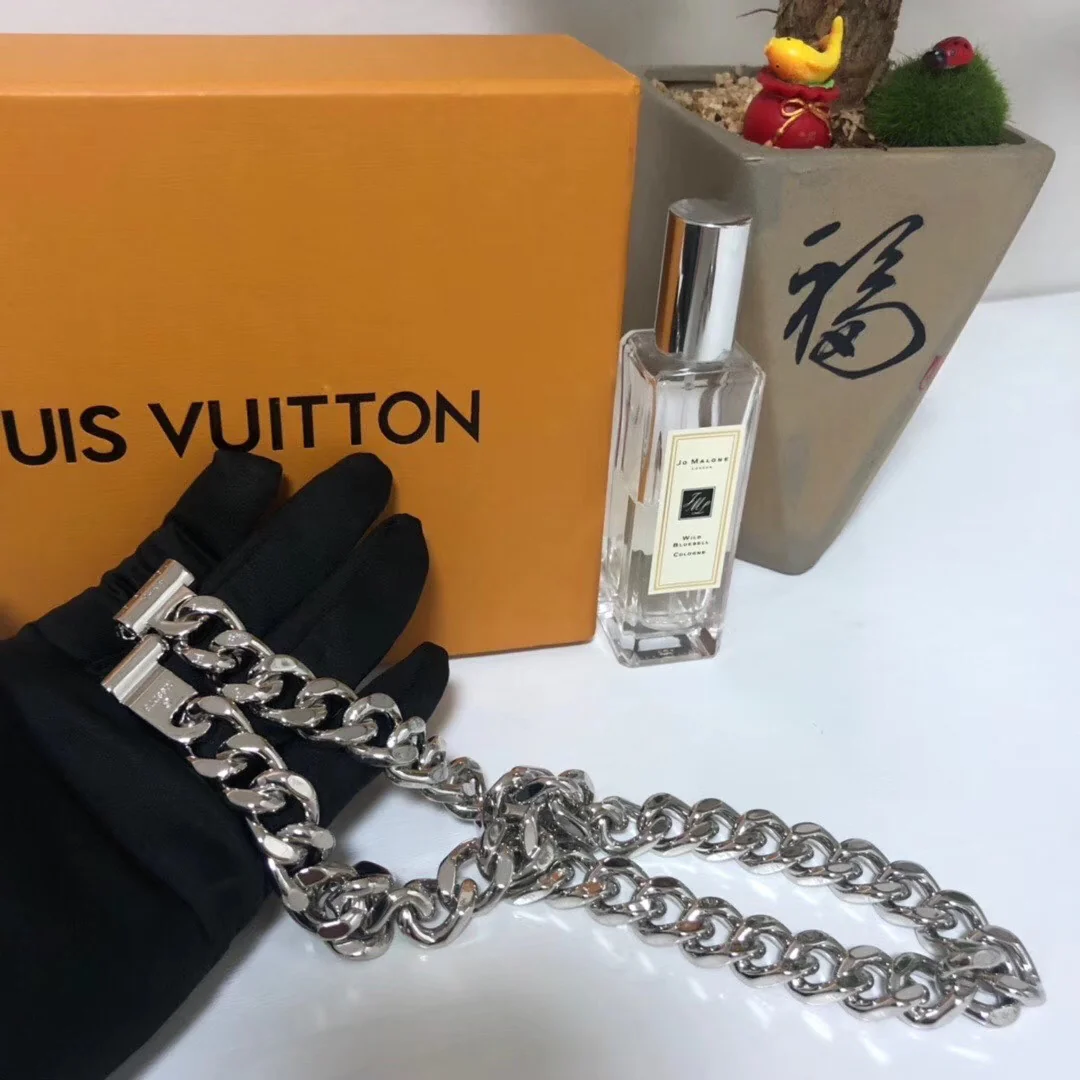 LV-Ожерелье-8