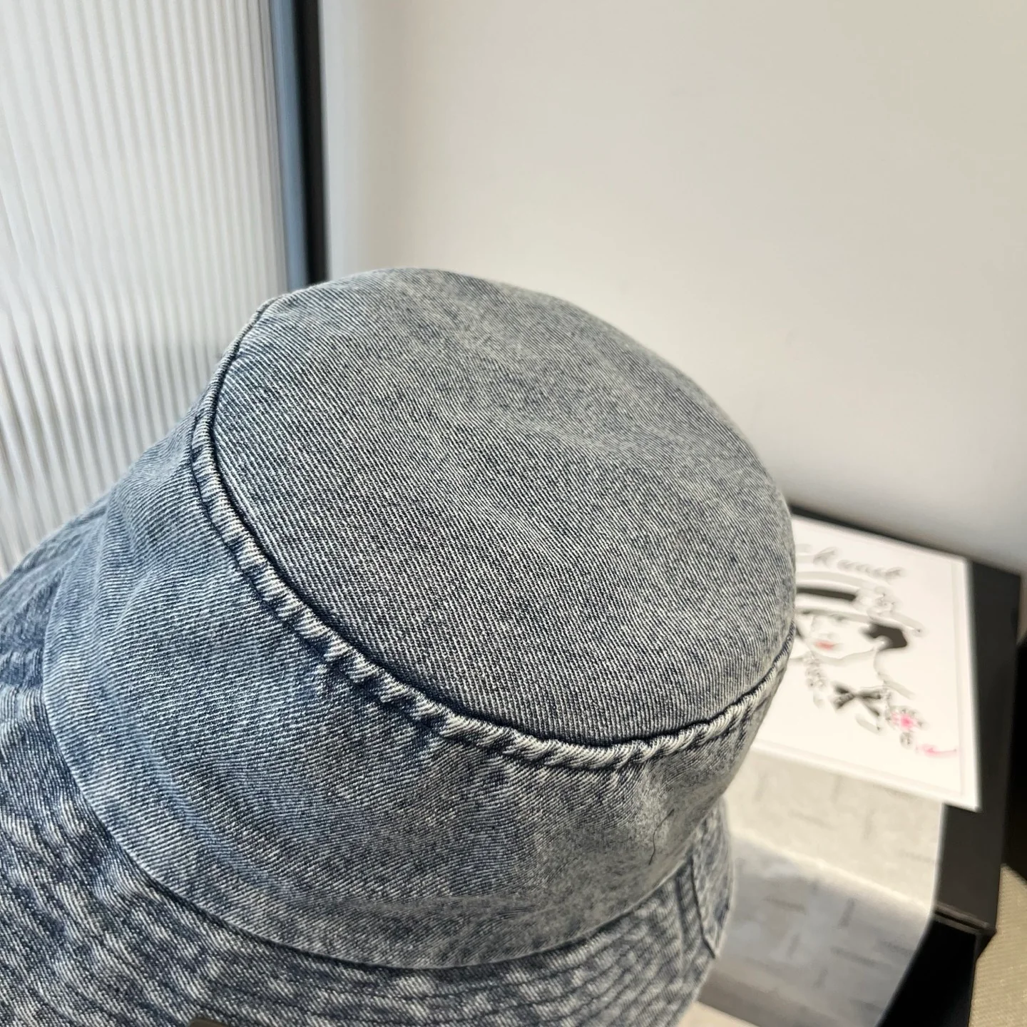 LV - Простая джинсовая панама