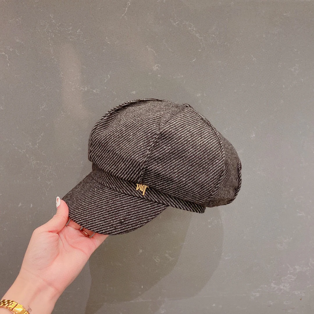 Dior - Бейсболка в клетку в стиле 