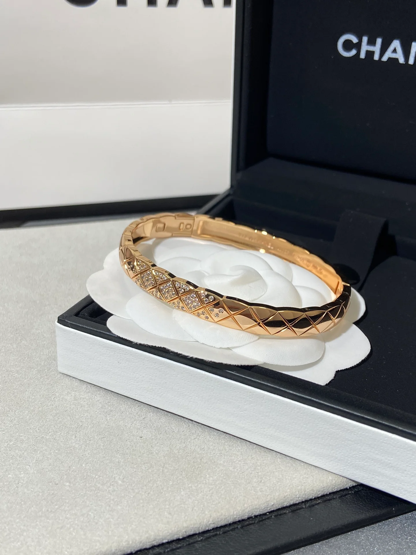 Браслет Chanel 105