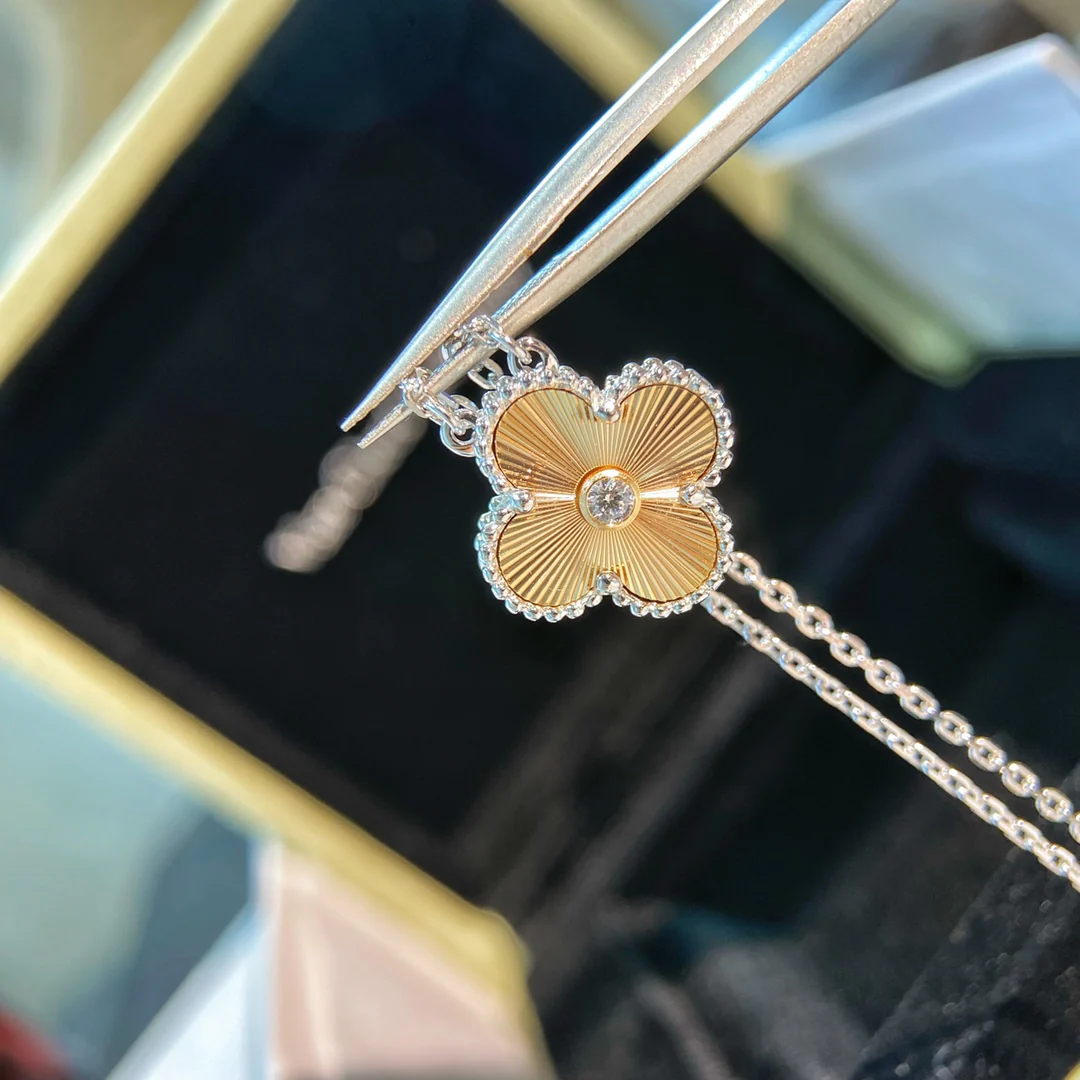 Ван Веккьо - Колье 114