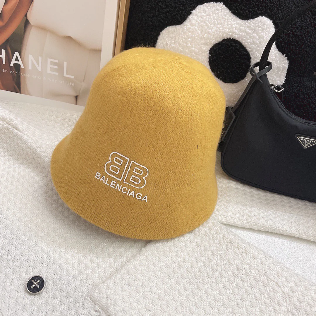 Balenciaga - Шерстяная панама