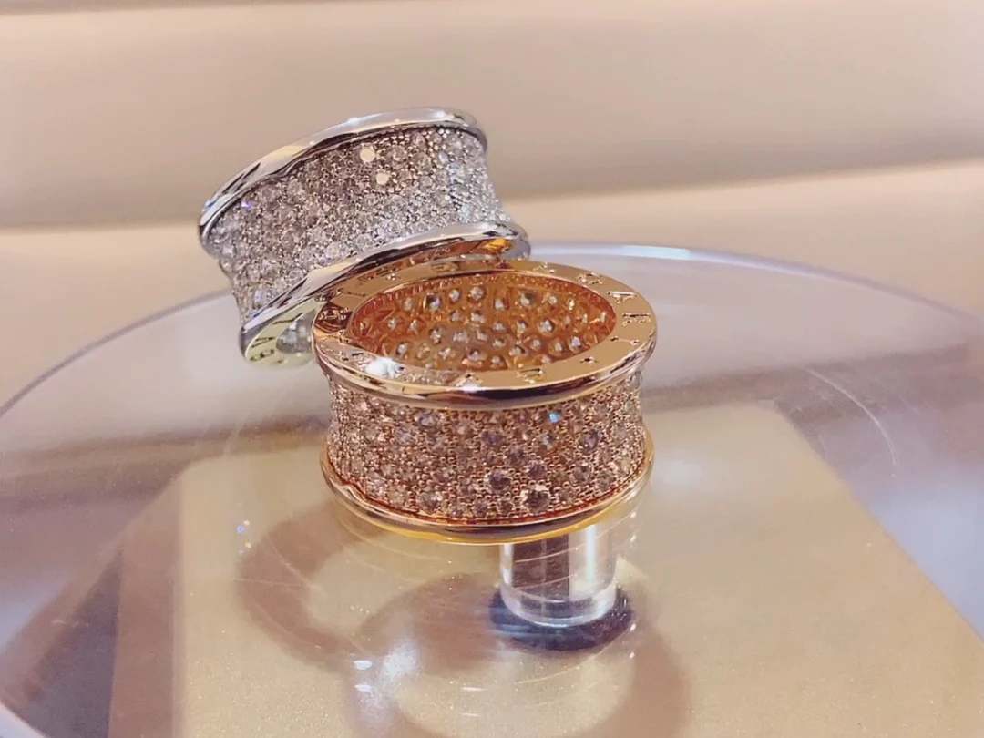 Кольцо Bvlgari 028