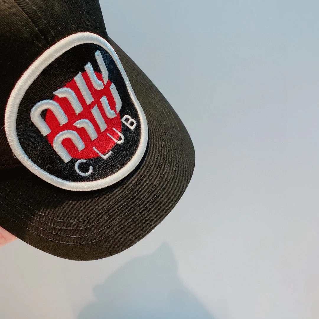 Бейсболка Miu Miu