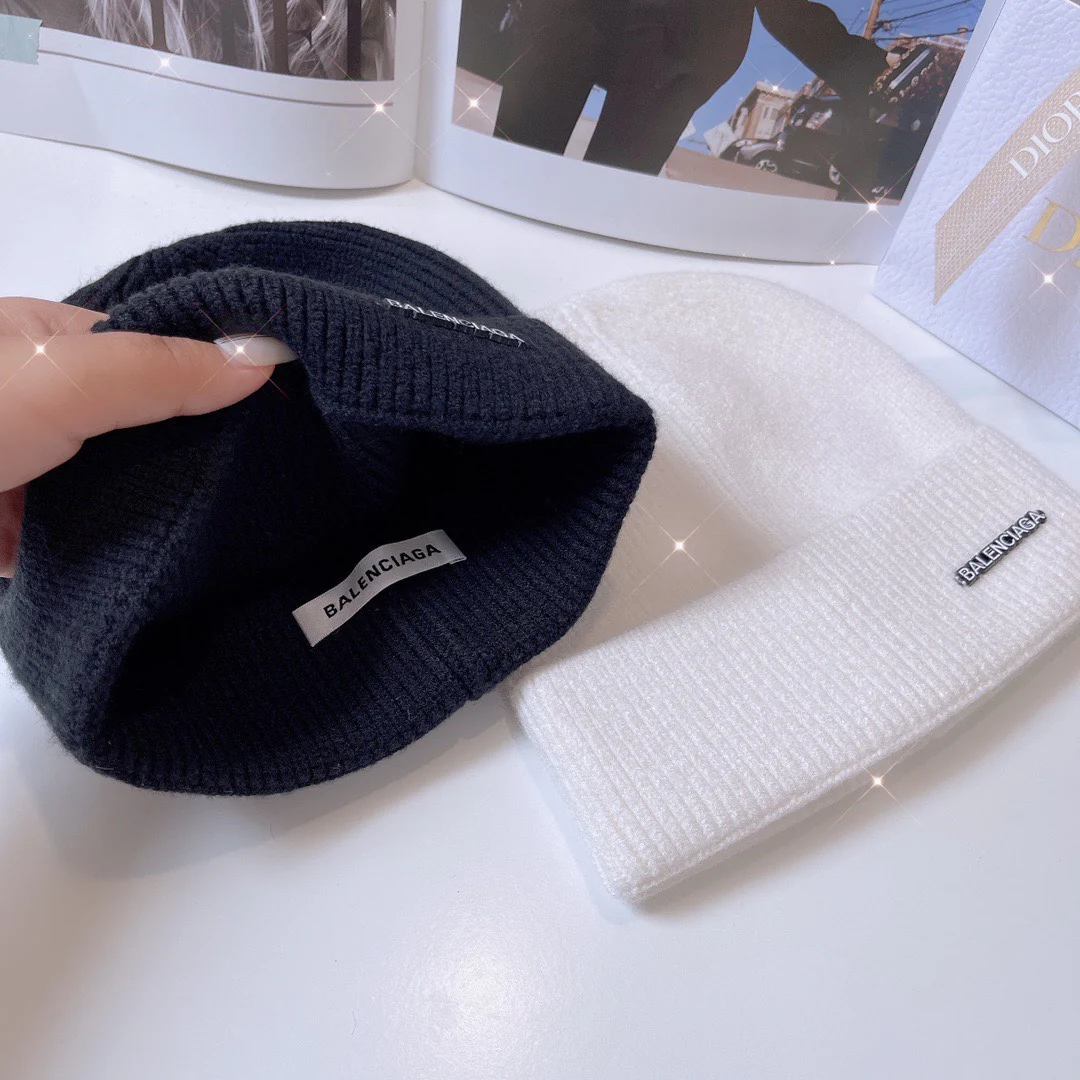 Balenciaga - Шерстяная шапка - Черная