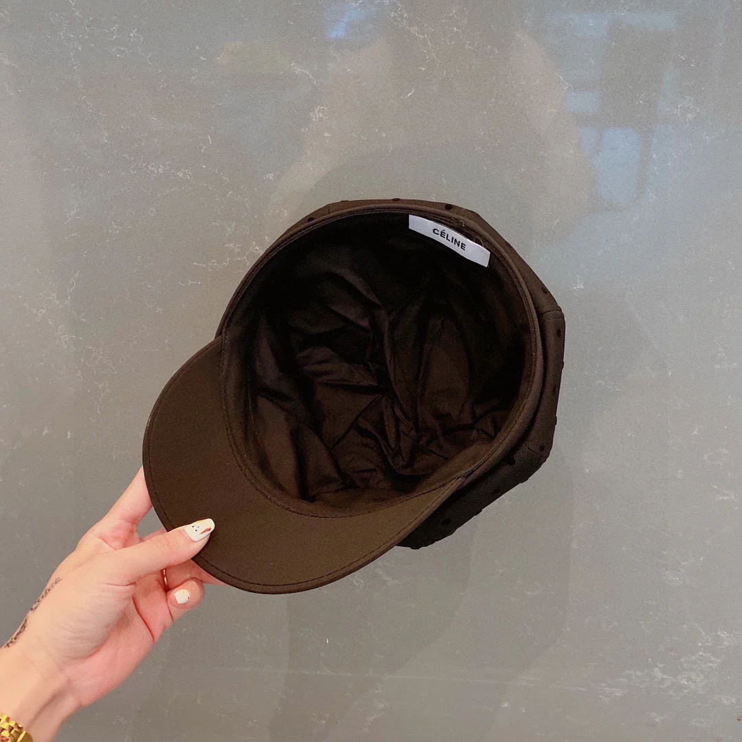 Берет Celine в горошек - черный