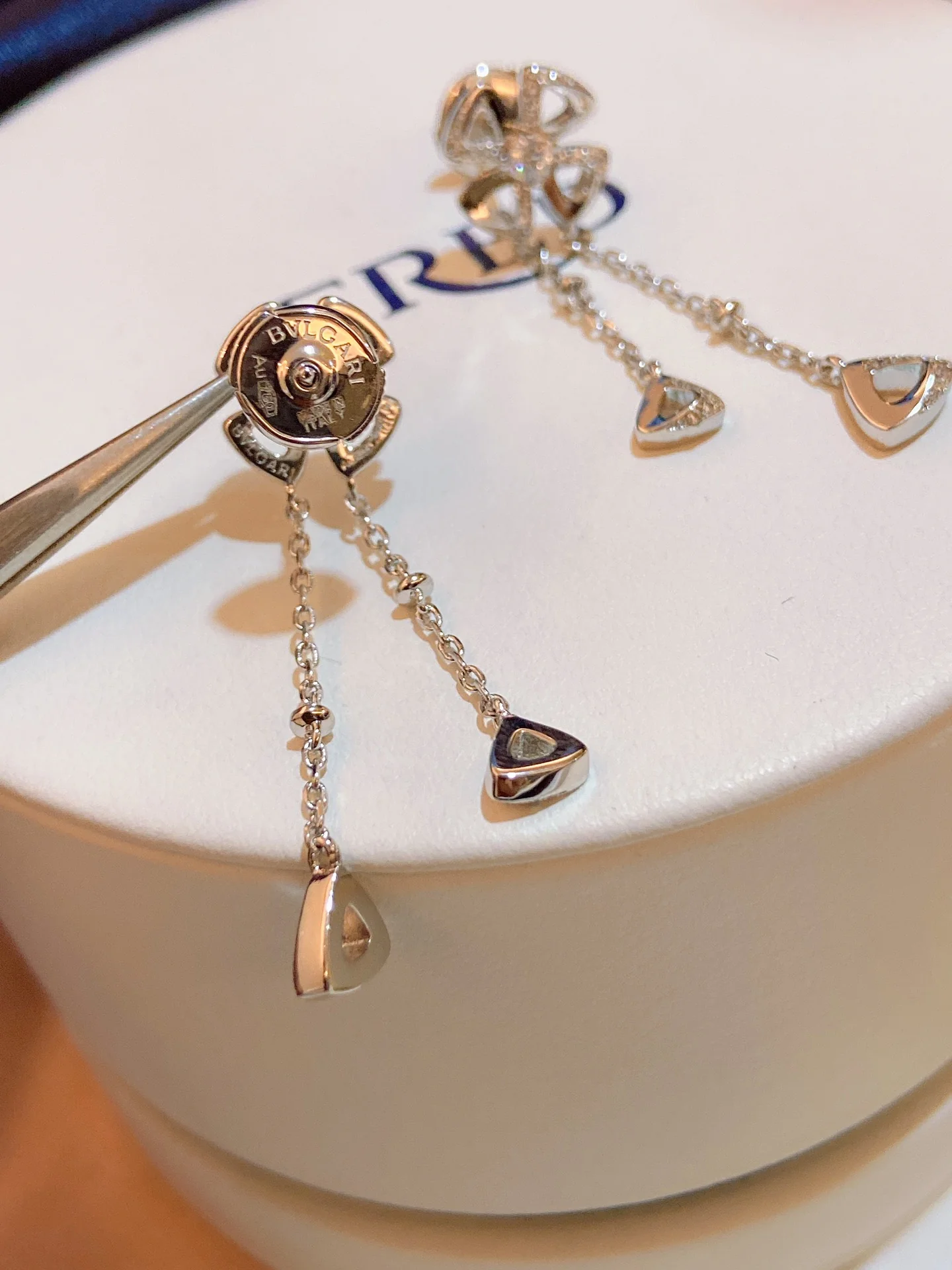 Серьги Bvlgari 020