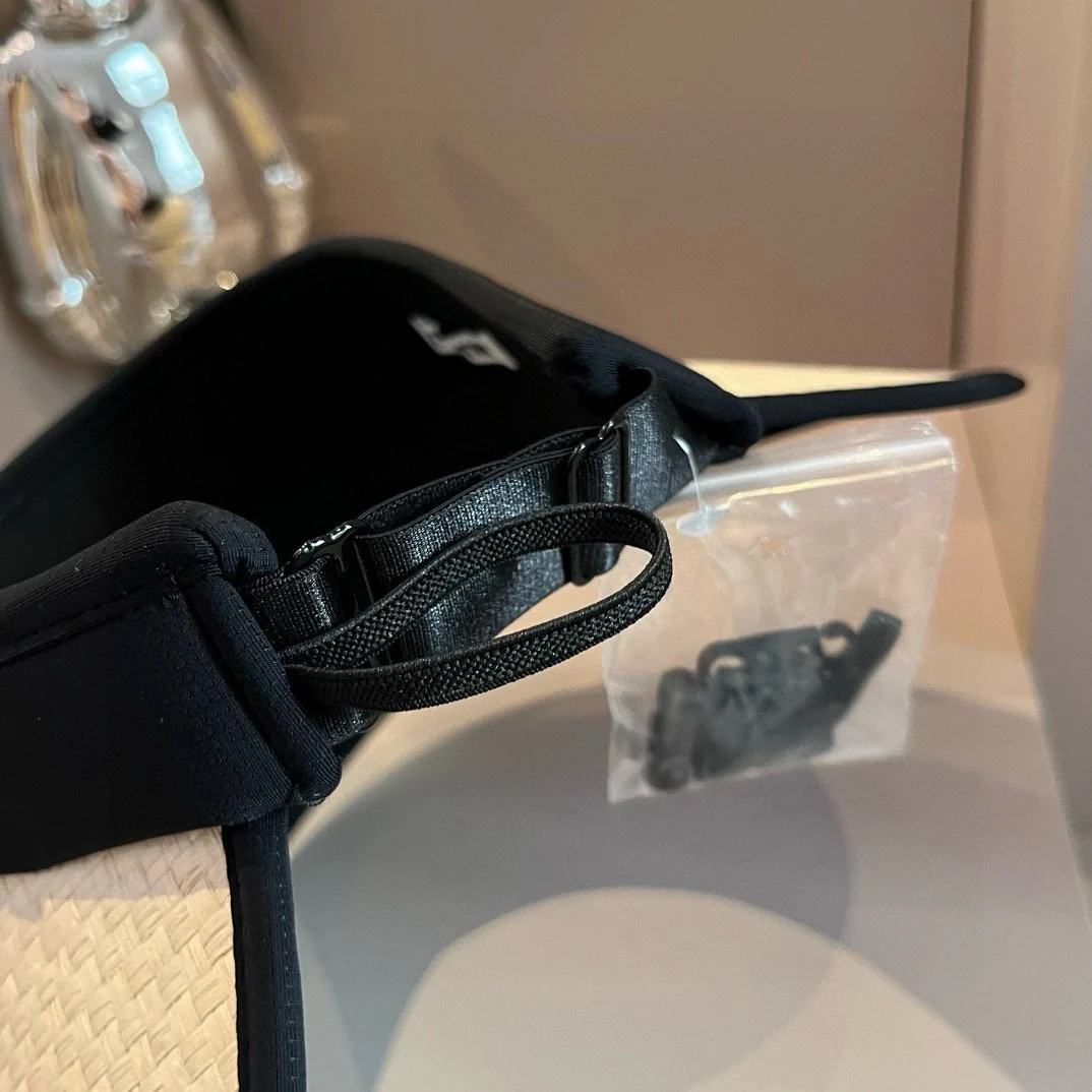 Miu Miu - Плетеная солнцезащитная шляпа - Черная