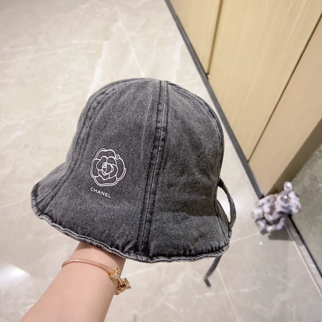 Новинка сезона весна/лето 2023 от Chanel - Ковбойская рыбацкая шляпа - Черная