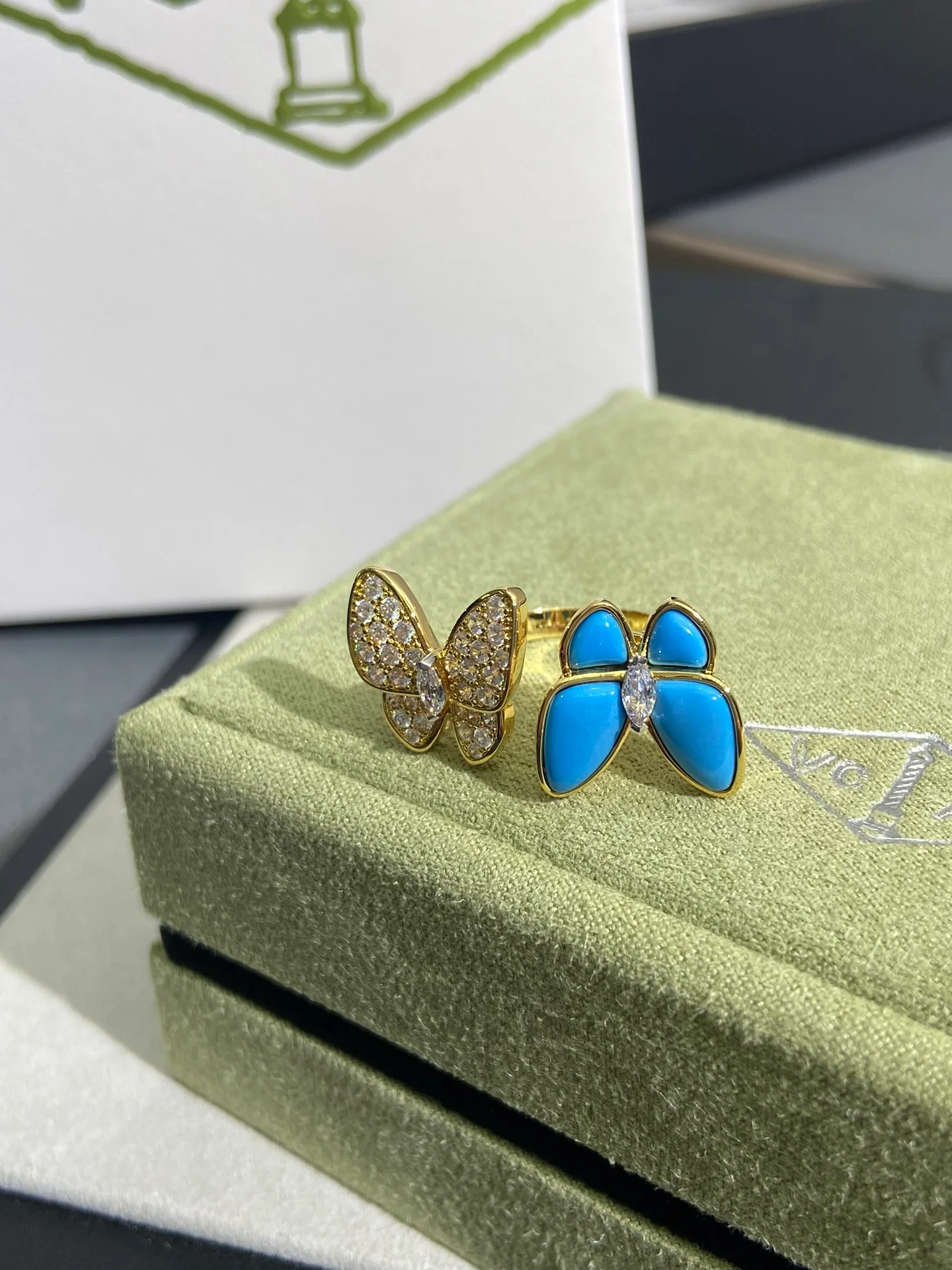 Van Vek - Колье 020