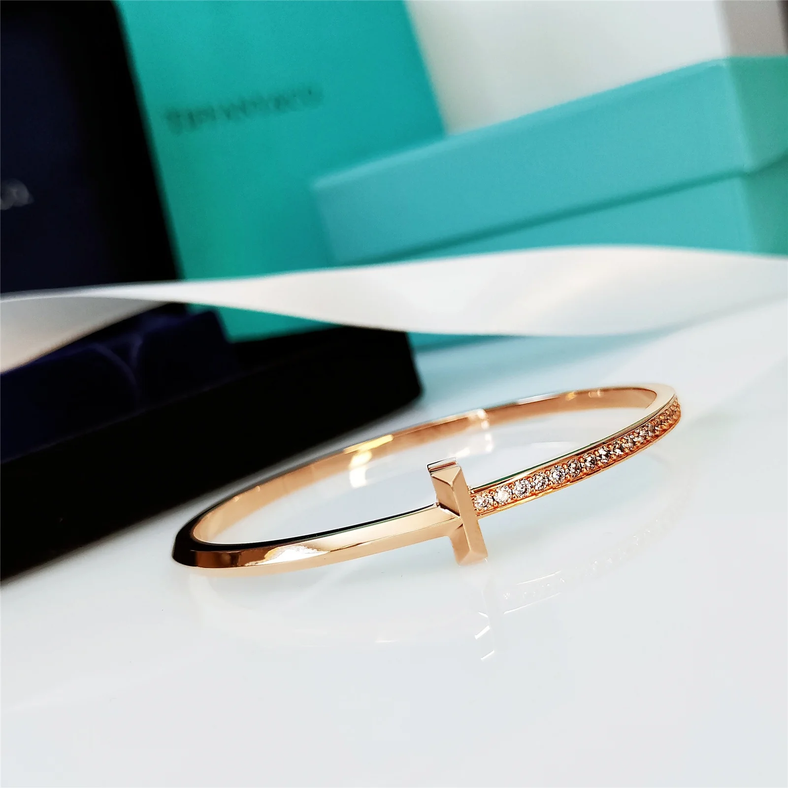 Браслет Tiffany 030T с бриллиантами, золото.