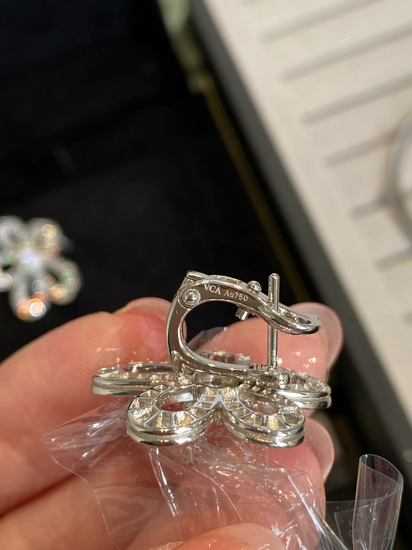 Серьги VCA 048