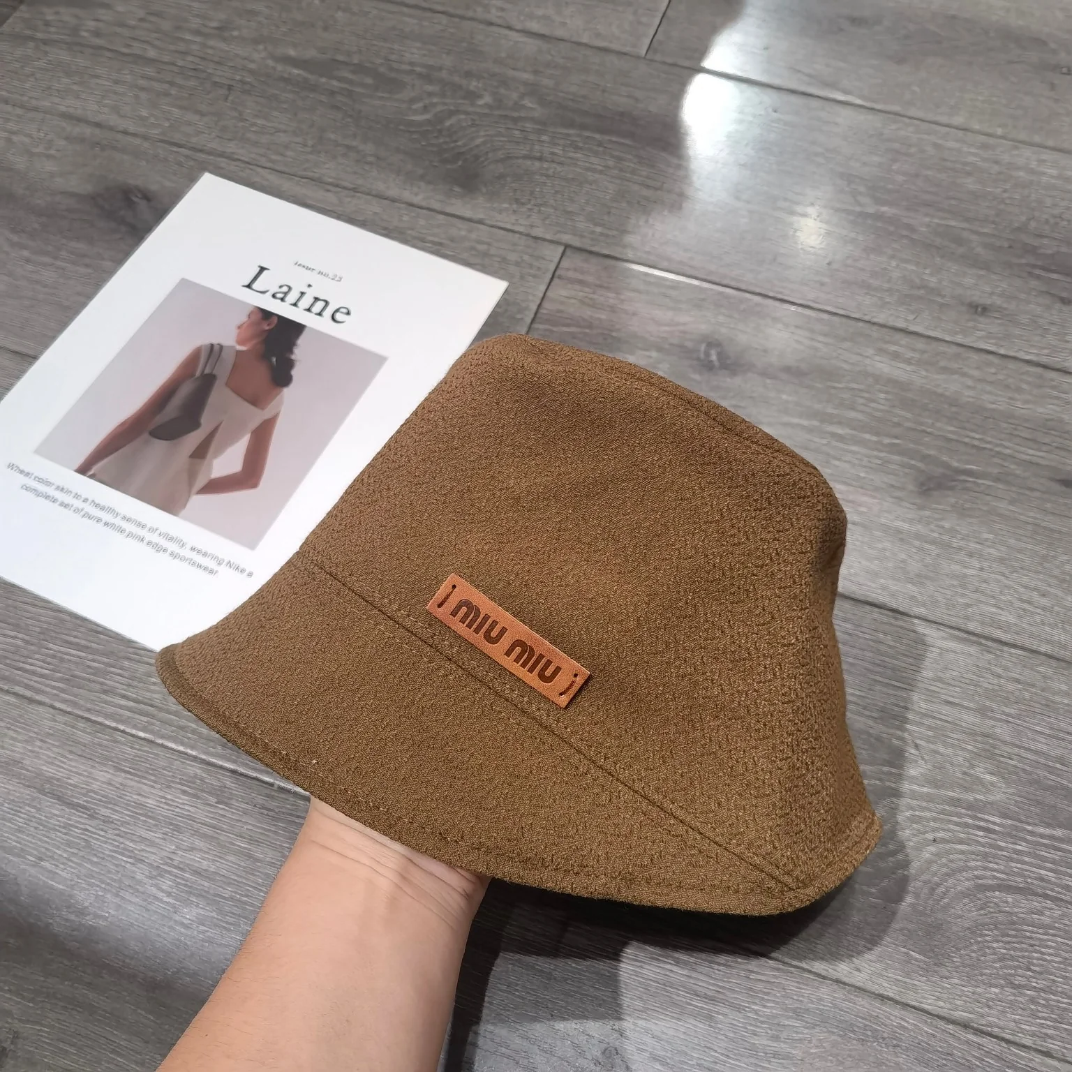 Miu Miu - Новинка осени 2023 - Панама неправильной формы