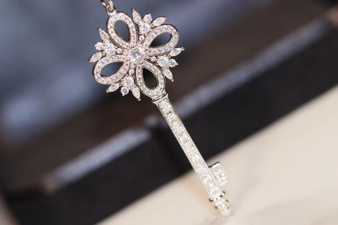 Колье ?Снежинка? от Tiffany