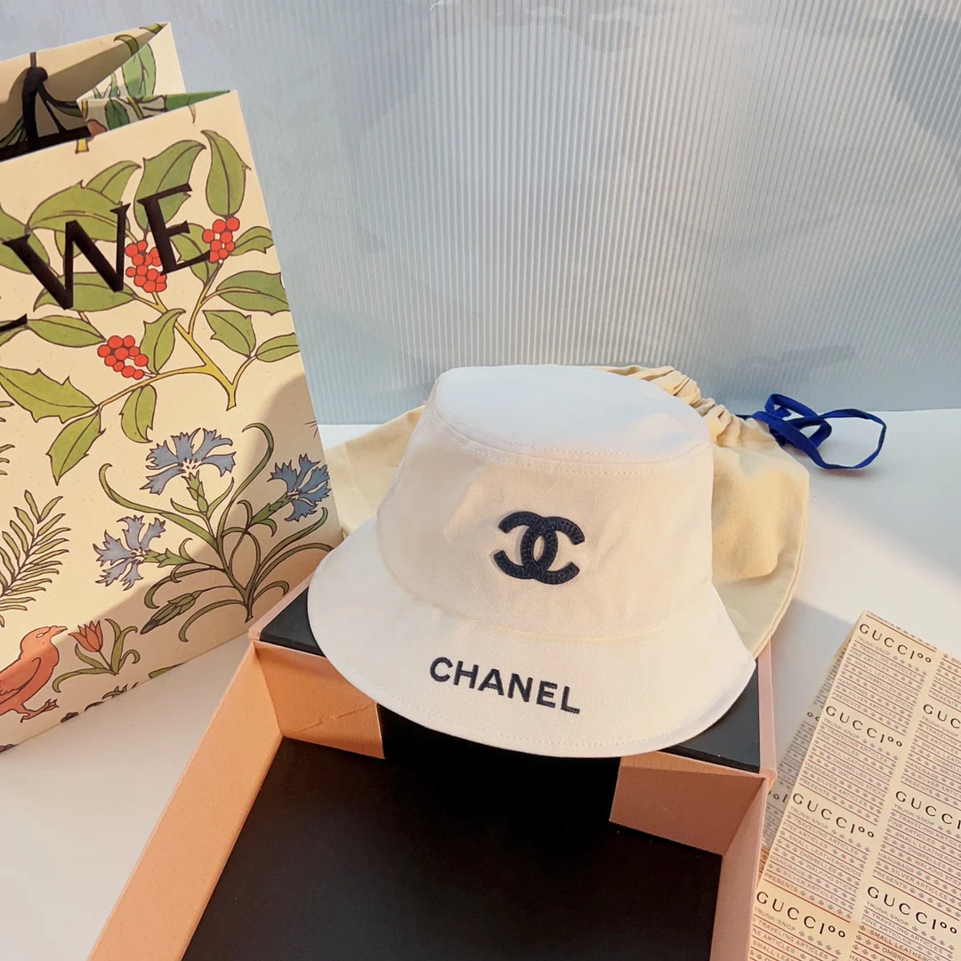 Chanel - Вышитая рыбацкая шляпа