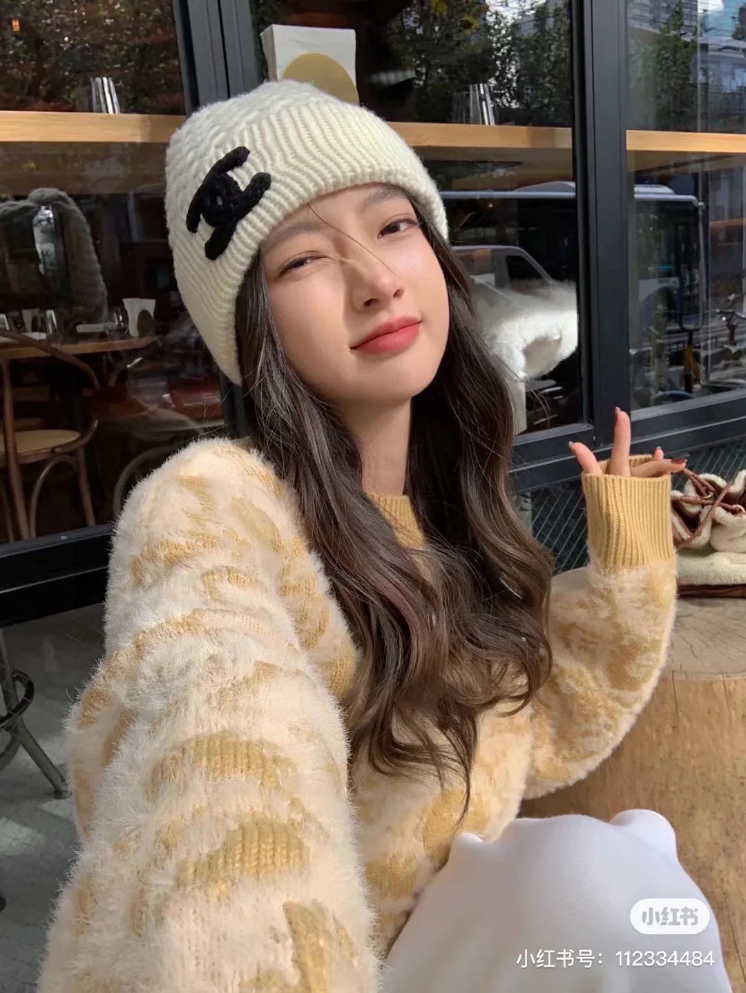 Chanel - Шерстяная вязаная шапка - Белая