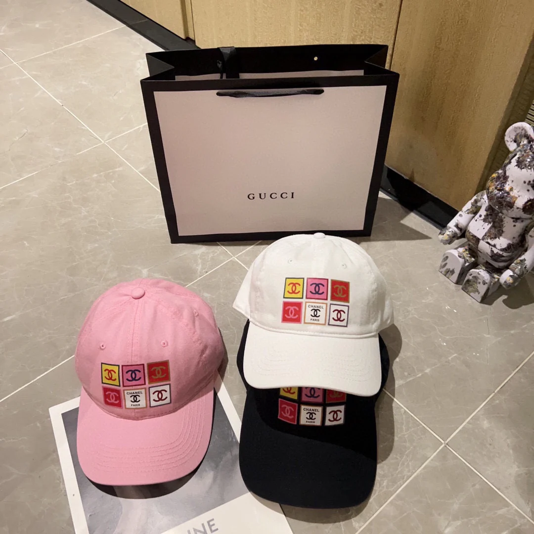 Бейсболка Chanel Весна/Лето 2023