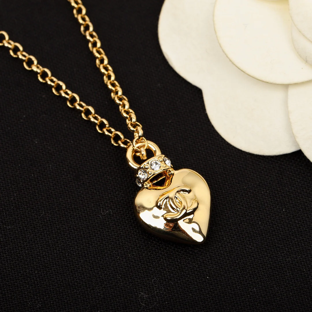 Колье Chanel 451