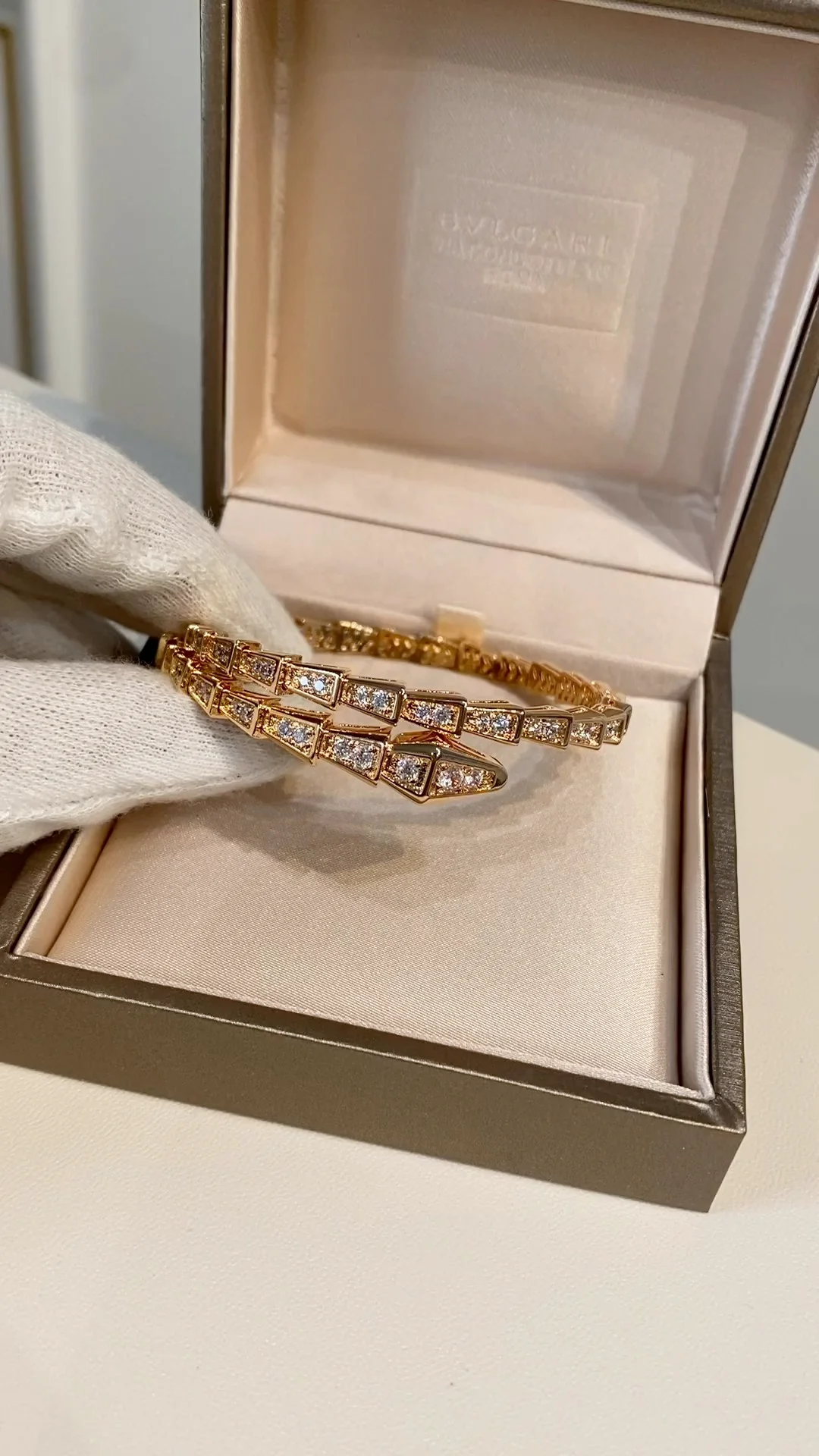 Bvlgari - Браслеты - Изображение из коллекции