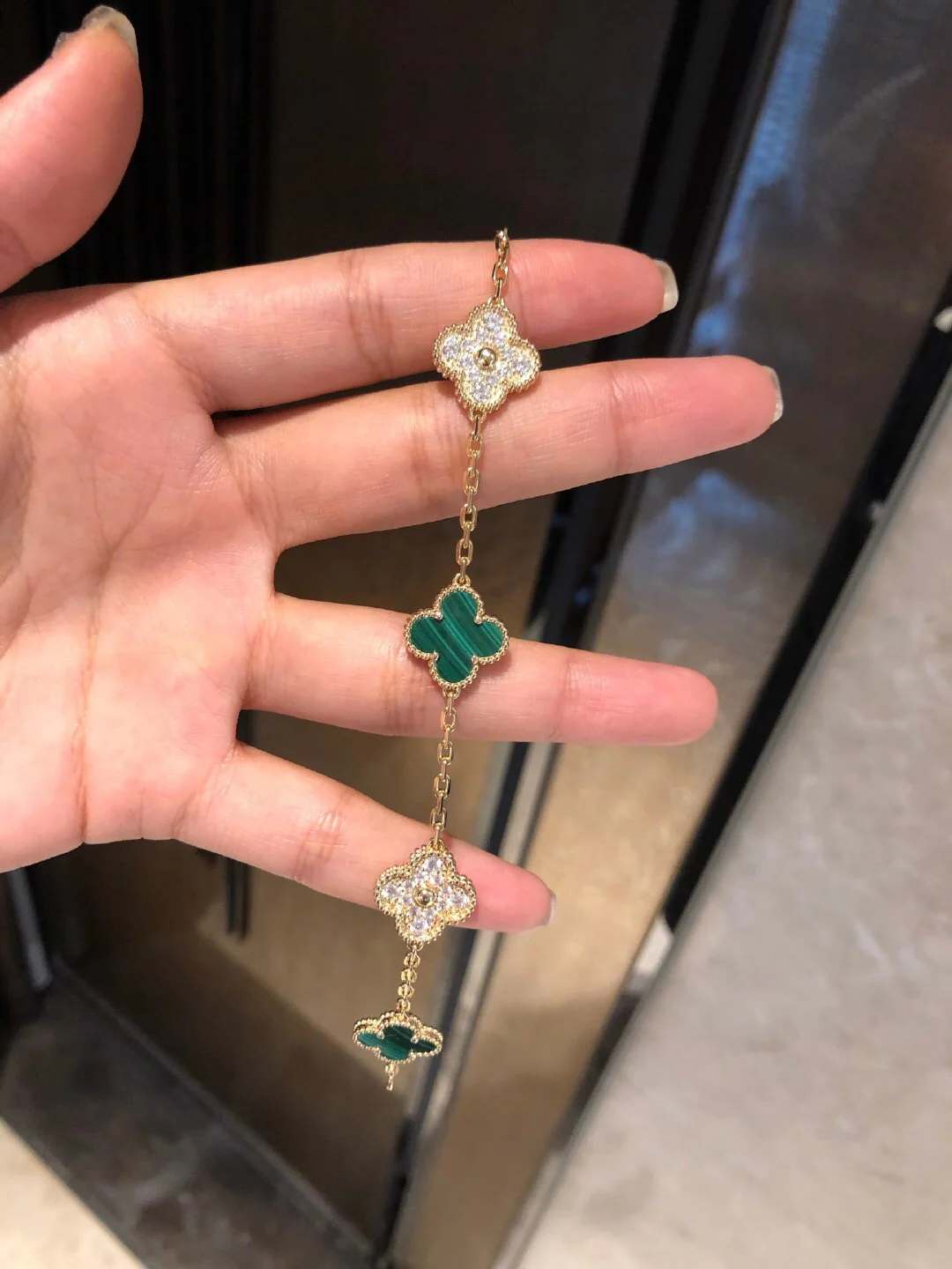 Браслет/ожерелье VCA