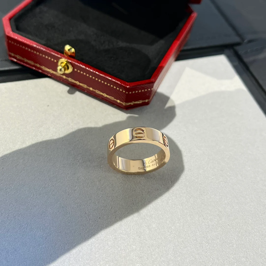 Кольцо Cartier 019