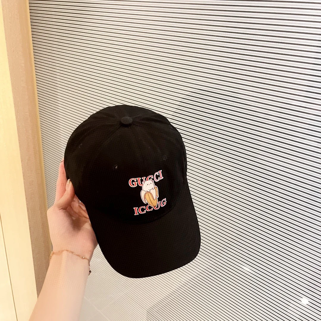 Бейсболка Gucci с кошачьим рисунком