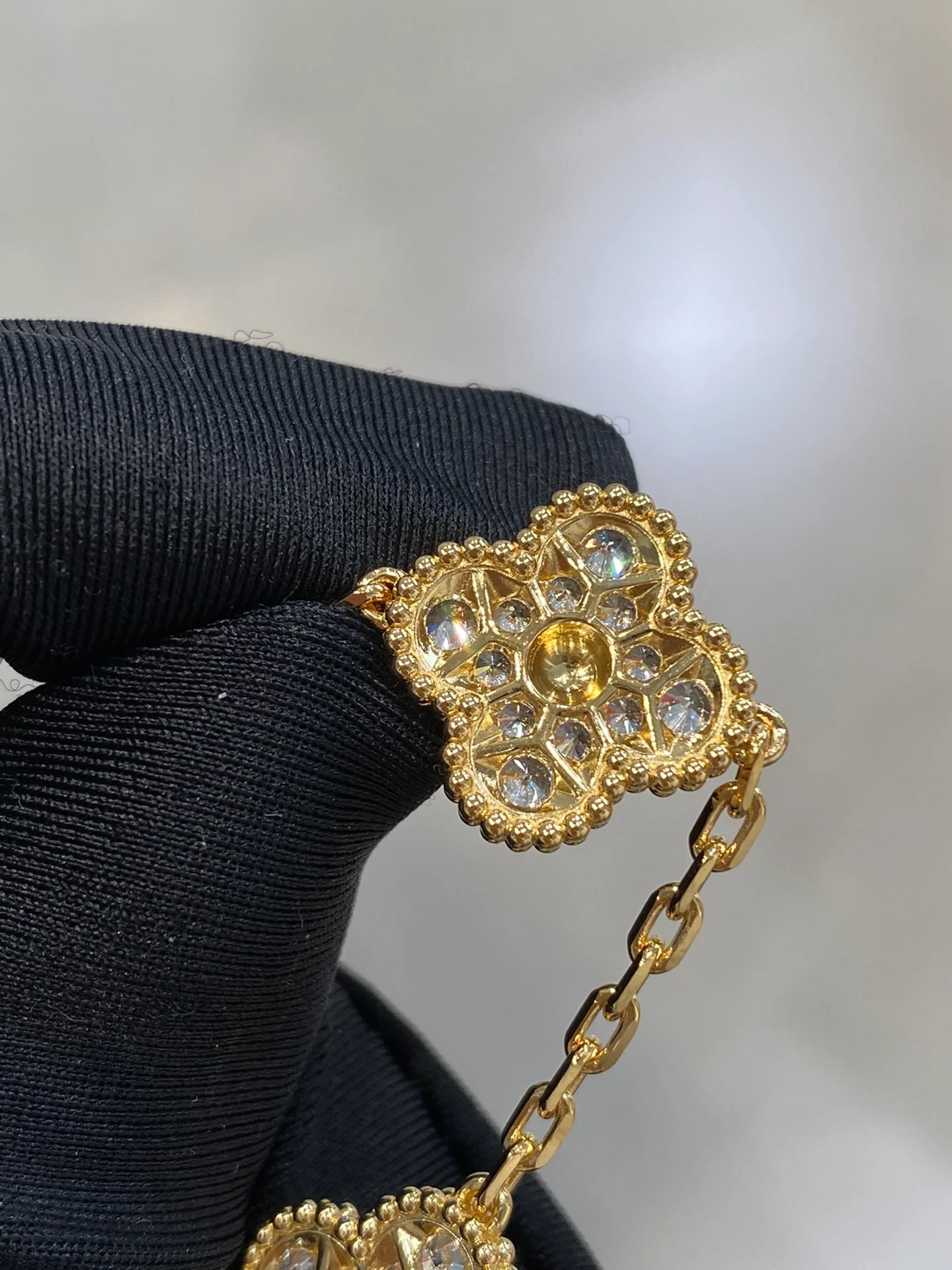 Браслет VCA - 2