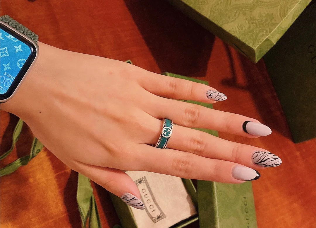 Кольцо Gucci 011