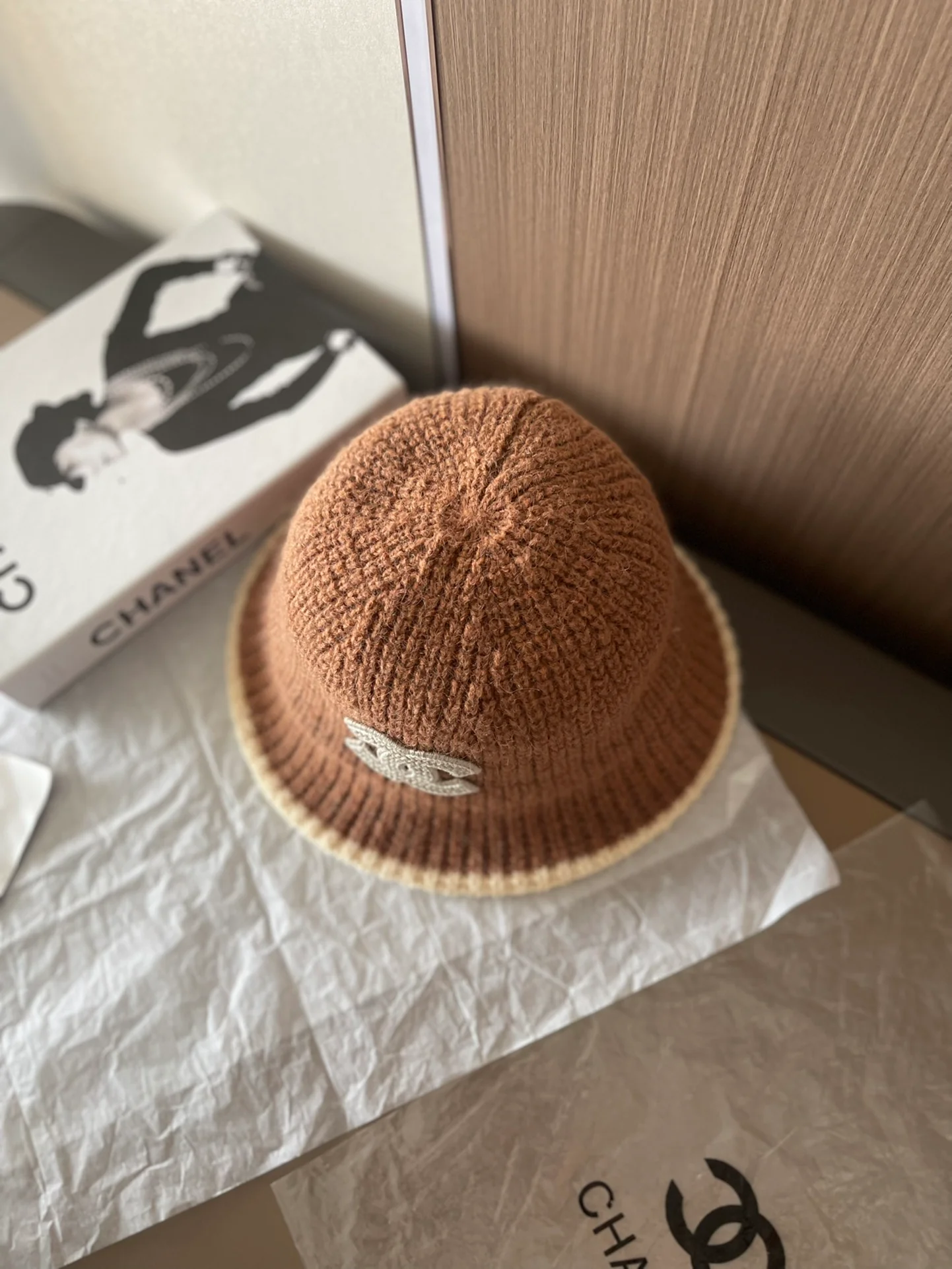 Chanel - Шерстяная панама - Коричневая