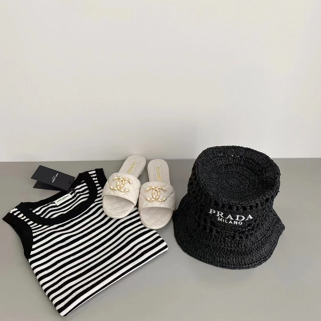 Новинка сезона весна/лето 2023 от Prada - Плетеная ажурная рыбацкая шляпа - Черная