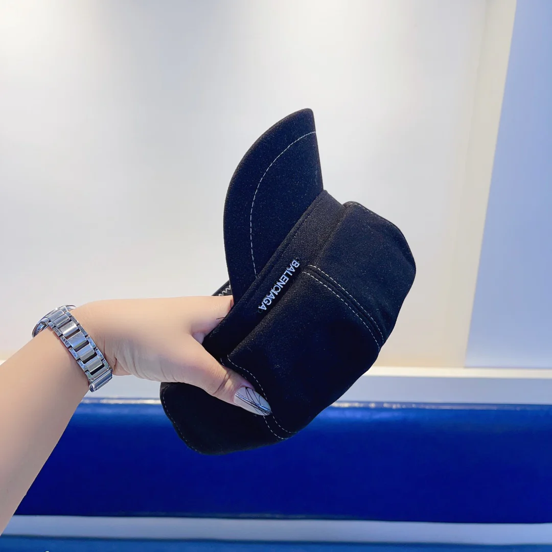 Balenciaga - Восьмиугольный берет - Черный