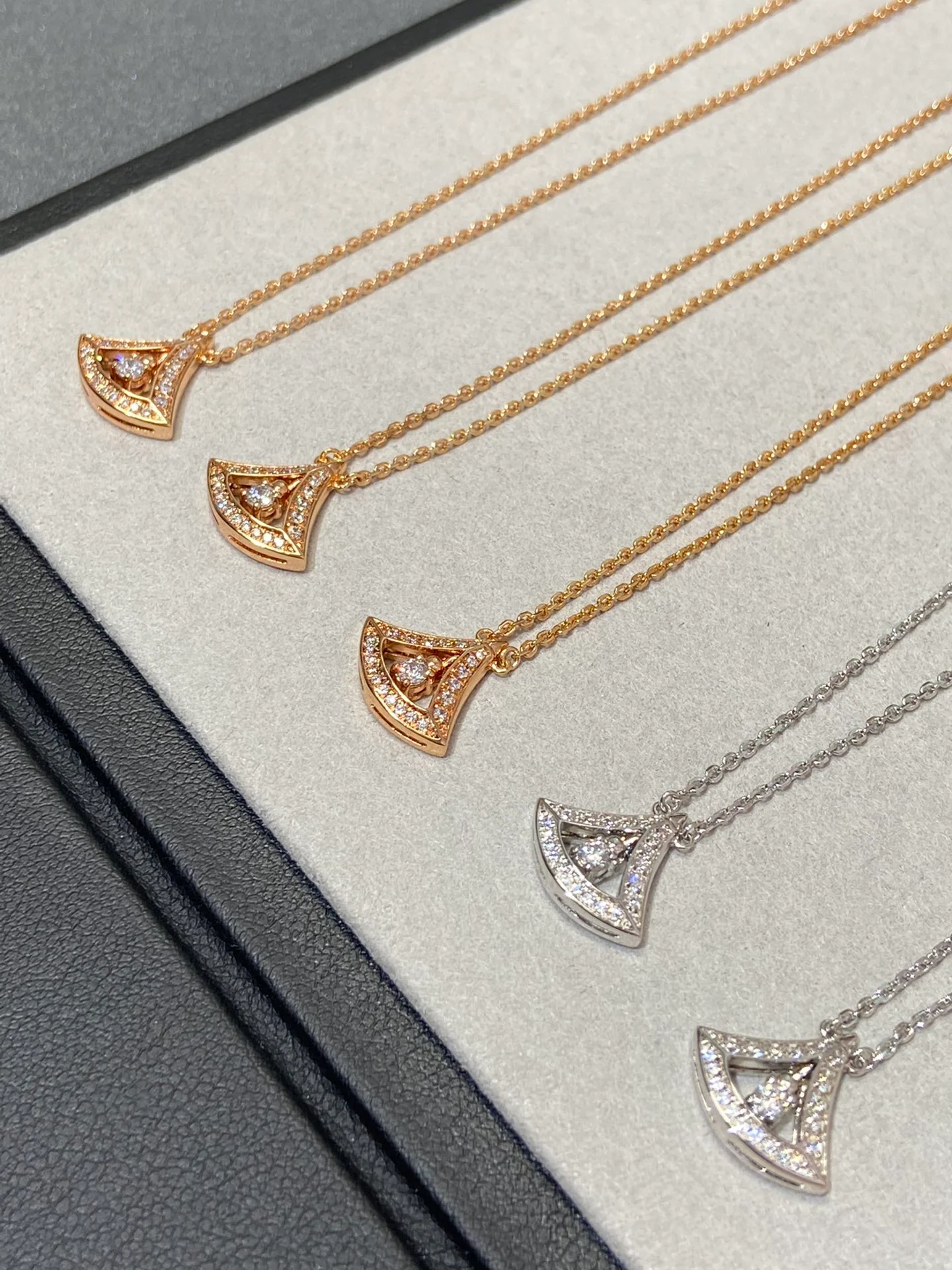 Bvlgari - Колье 062