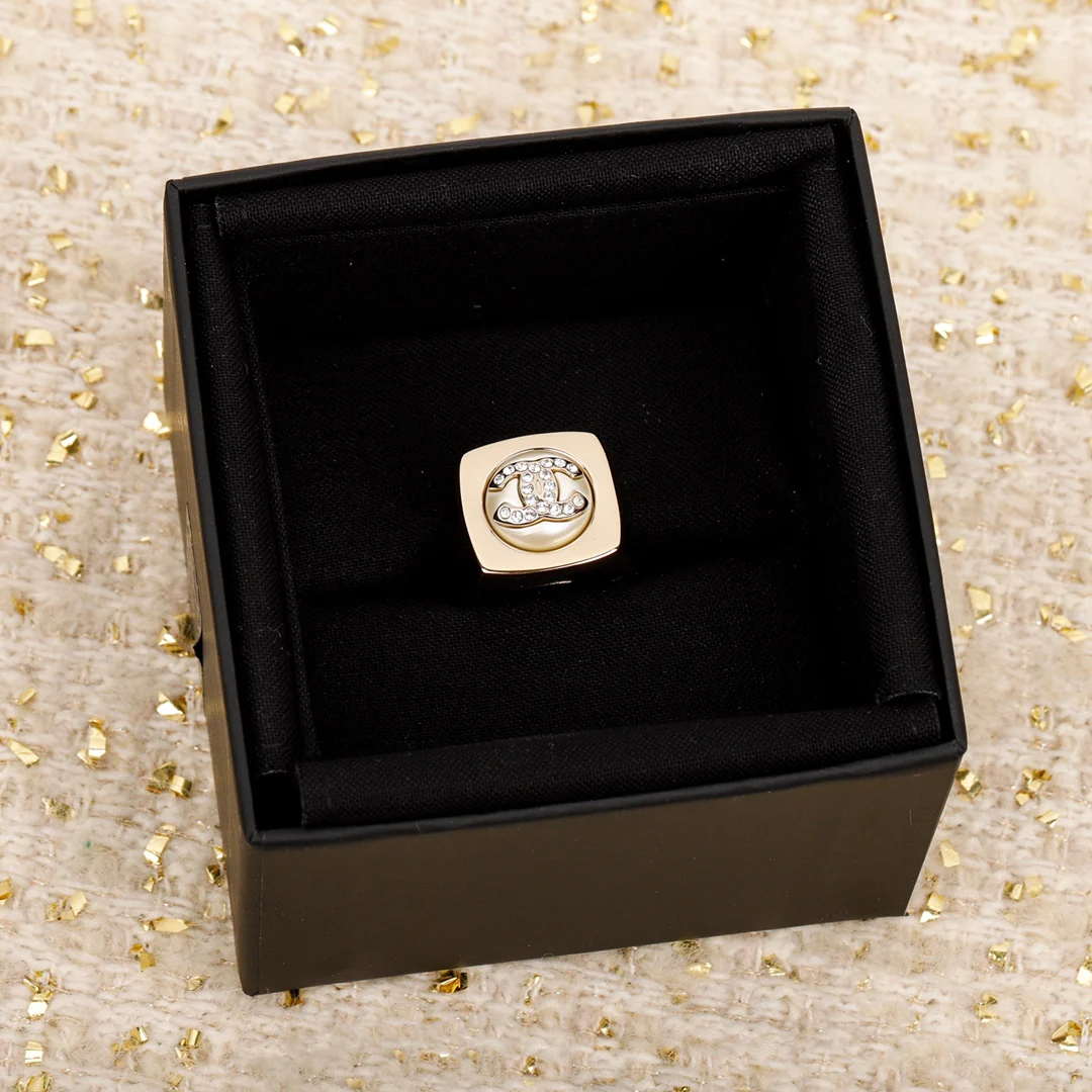 Кольцо Chanel 035