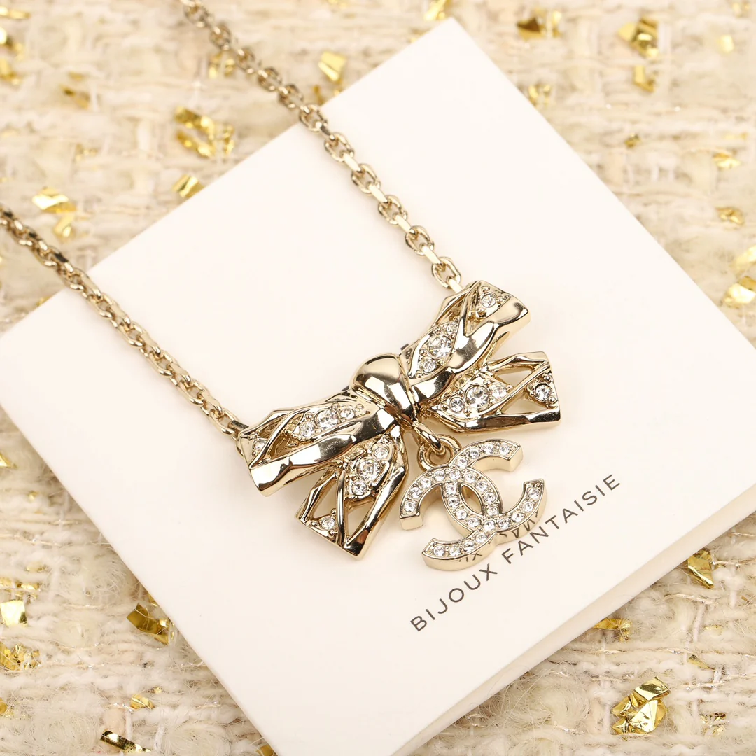 Колье Chanel 605