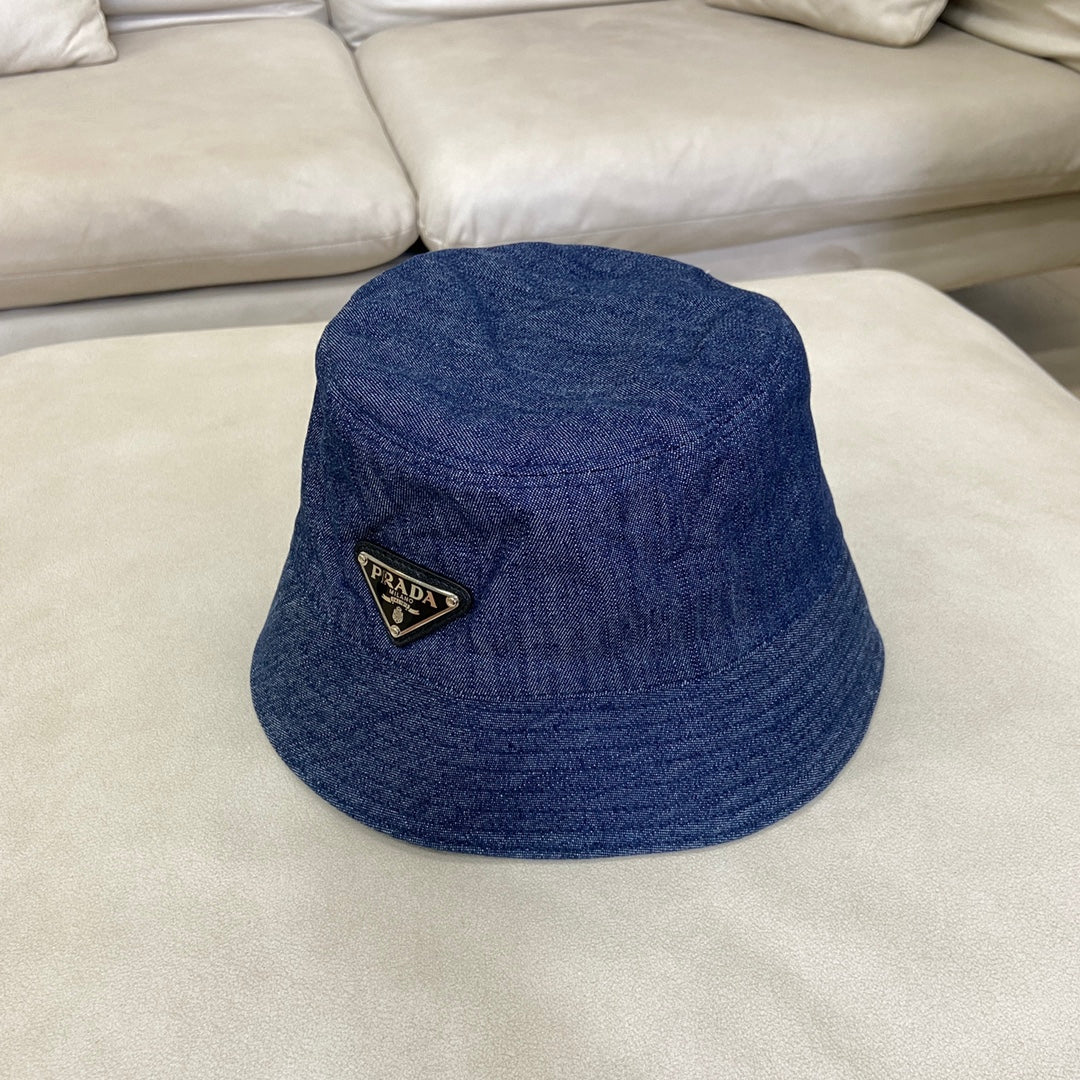 Рыбацкая шляпа Prada с эффектом потертости - Черная - 1