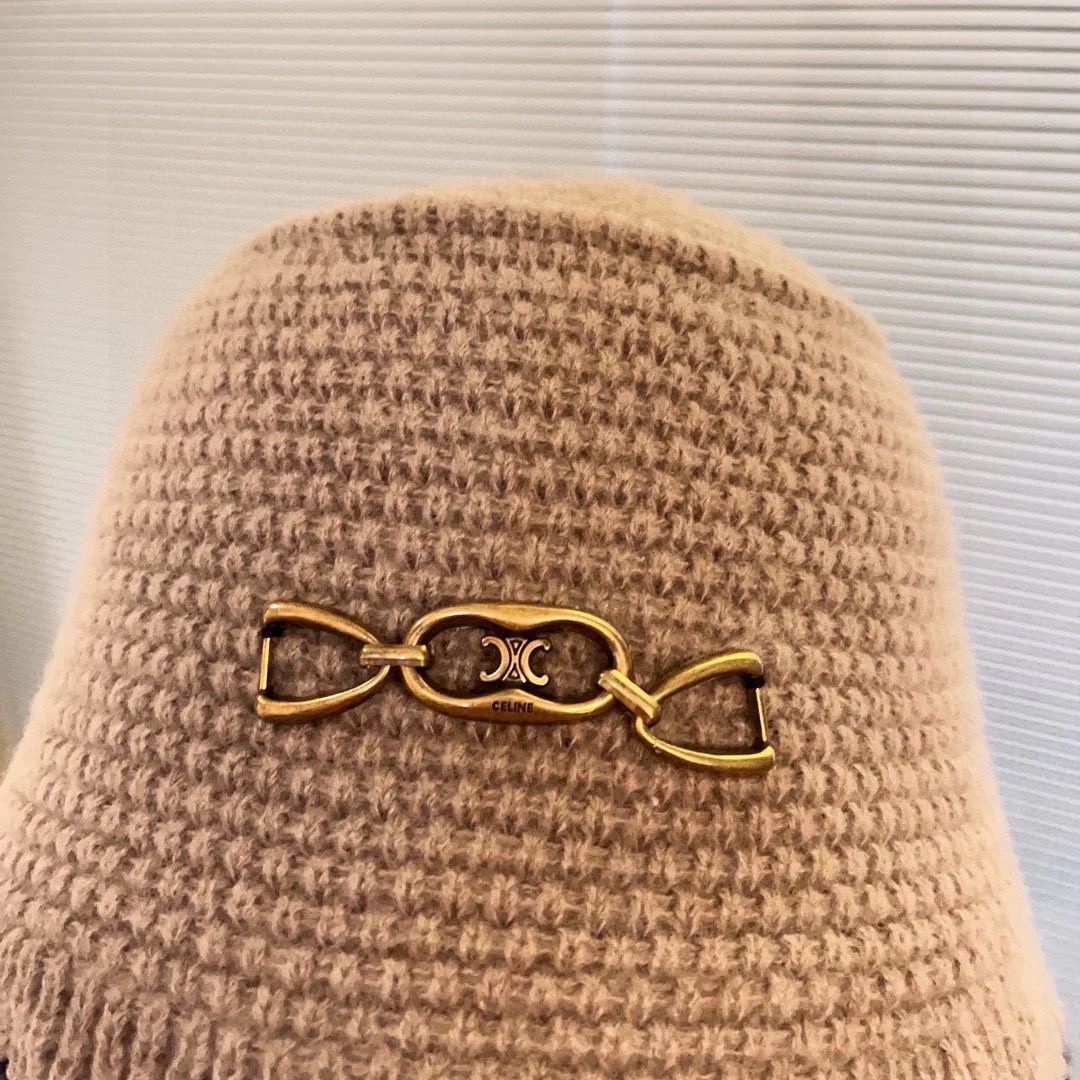 Celine - Вязаная рыбацкая шапка - 1