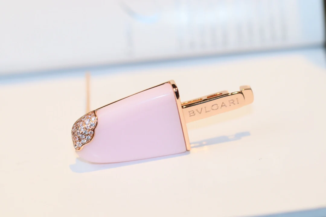 Брошь в виде мороженого Bvlgari
