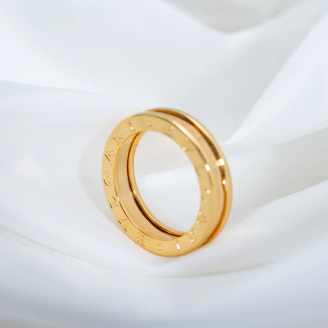 Кольцо Bvlgari 012