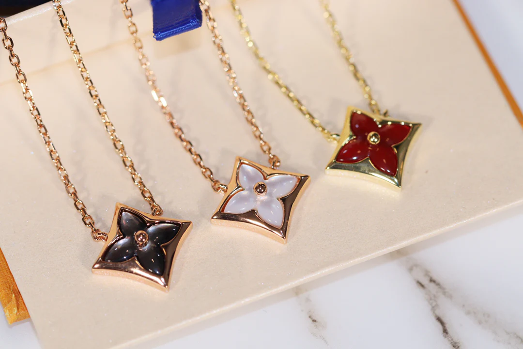 LV-Ожерелье 095