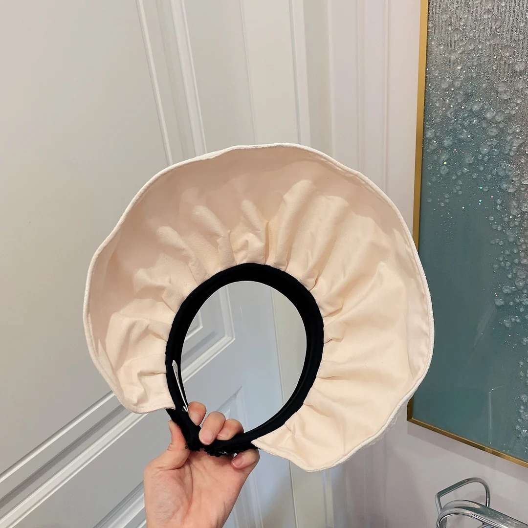 Chanel - Элегантная шляпа-ракушка в стиле французской светской львицы - Ткань, устойчивая к УФ-излучению - 1 шт.