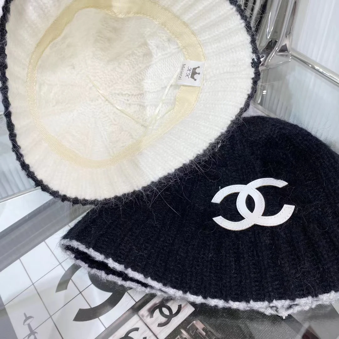 Chanel - Шерстяная панама