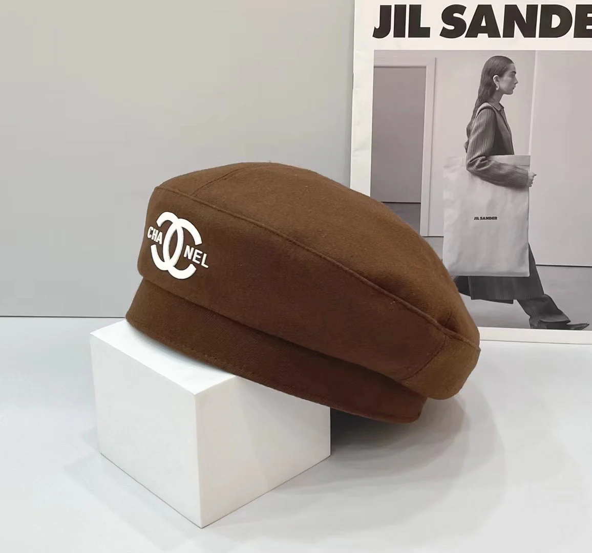 Chanel - Разноцветный берет