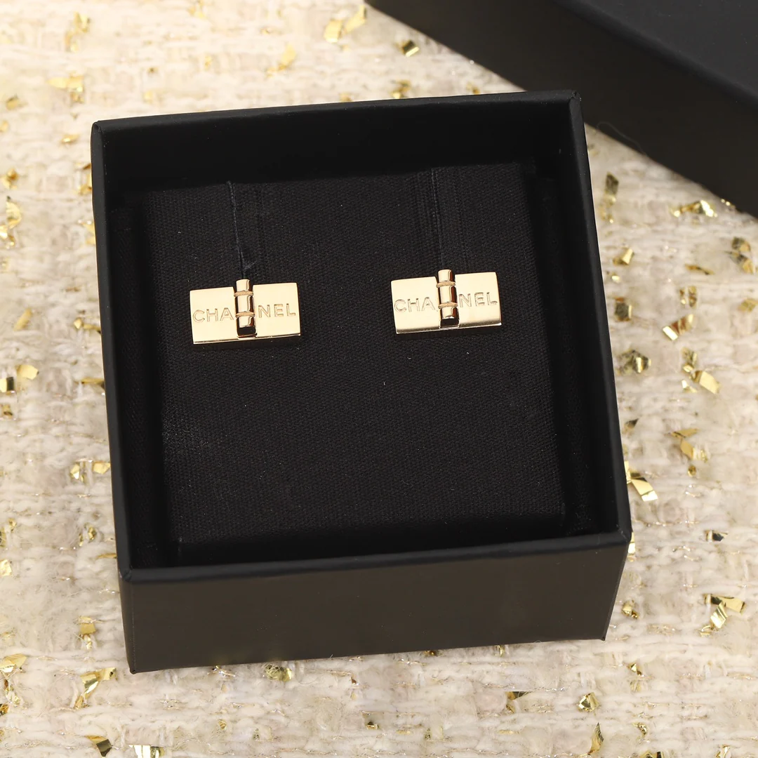 Серьги Chanel 1124