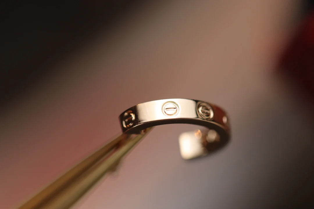 Серьги Cartier 027