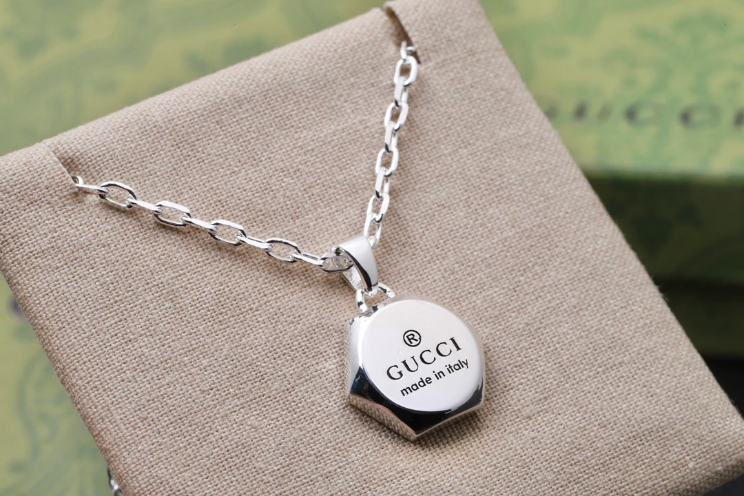 Gucci - Колье 072